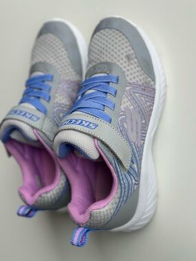 Sketchers ( Big Kids)